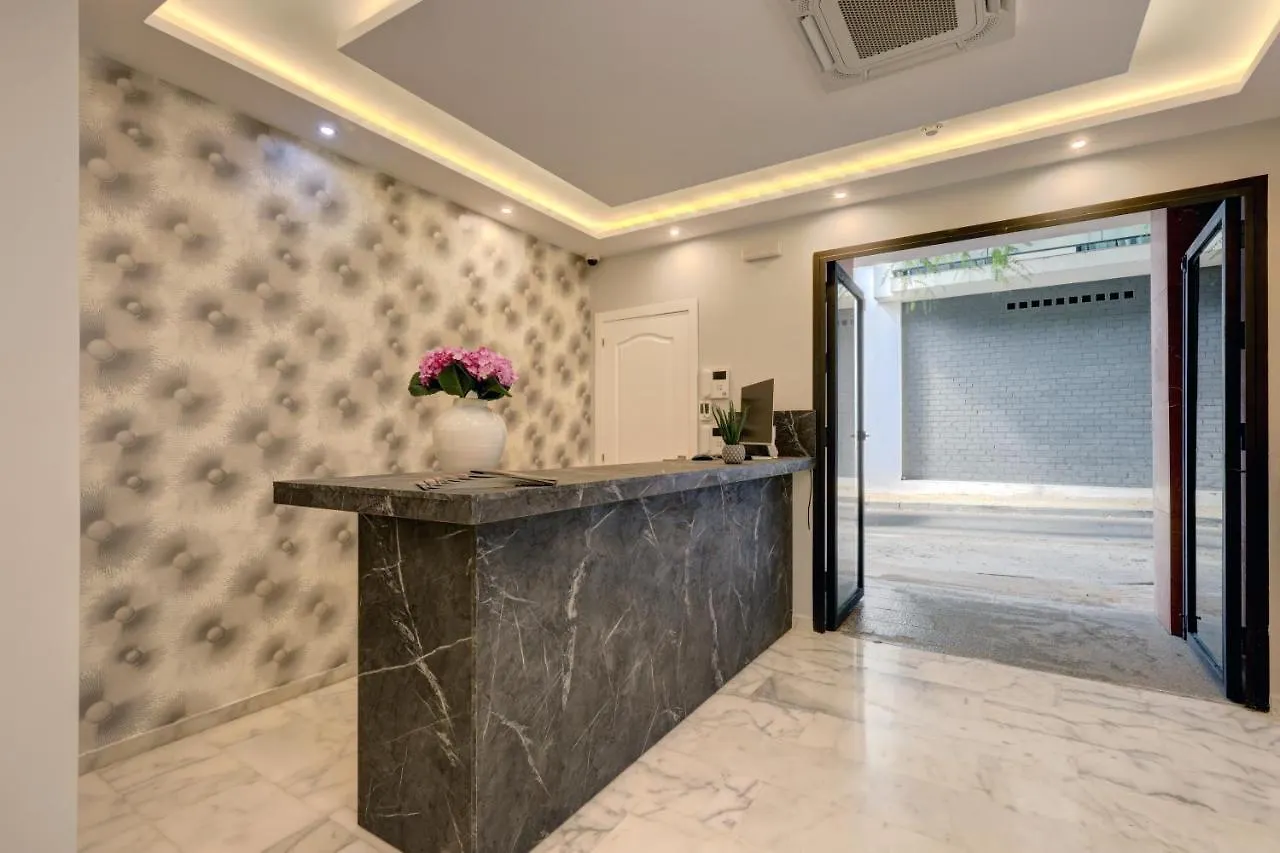 Hostal 37 Εστεπόνα 0*,