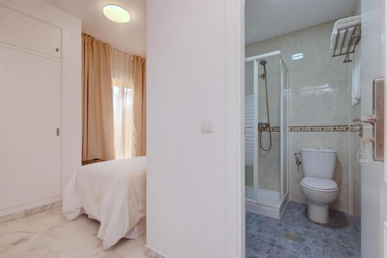 Hostal 37 Εστεπόνα
